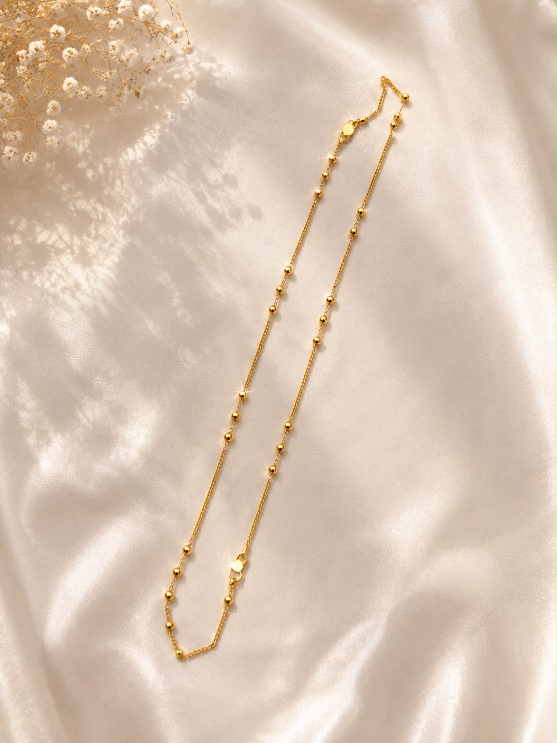 Three goldball simple chain